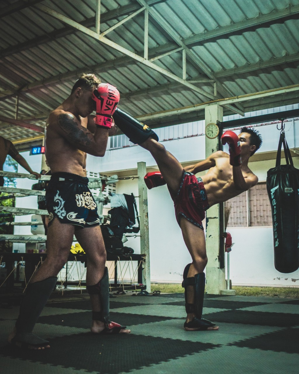 5 Different Approaches To Use In Sparring